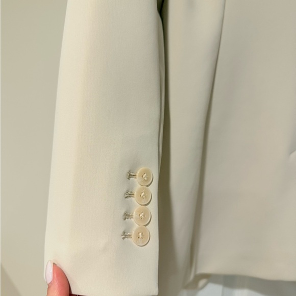 Express Cream Women's Blazer - Picture 6 of 6